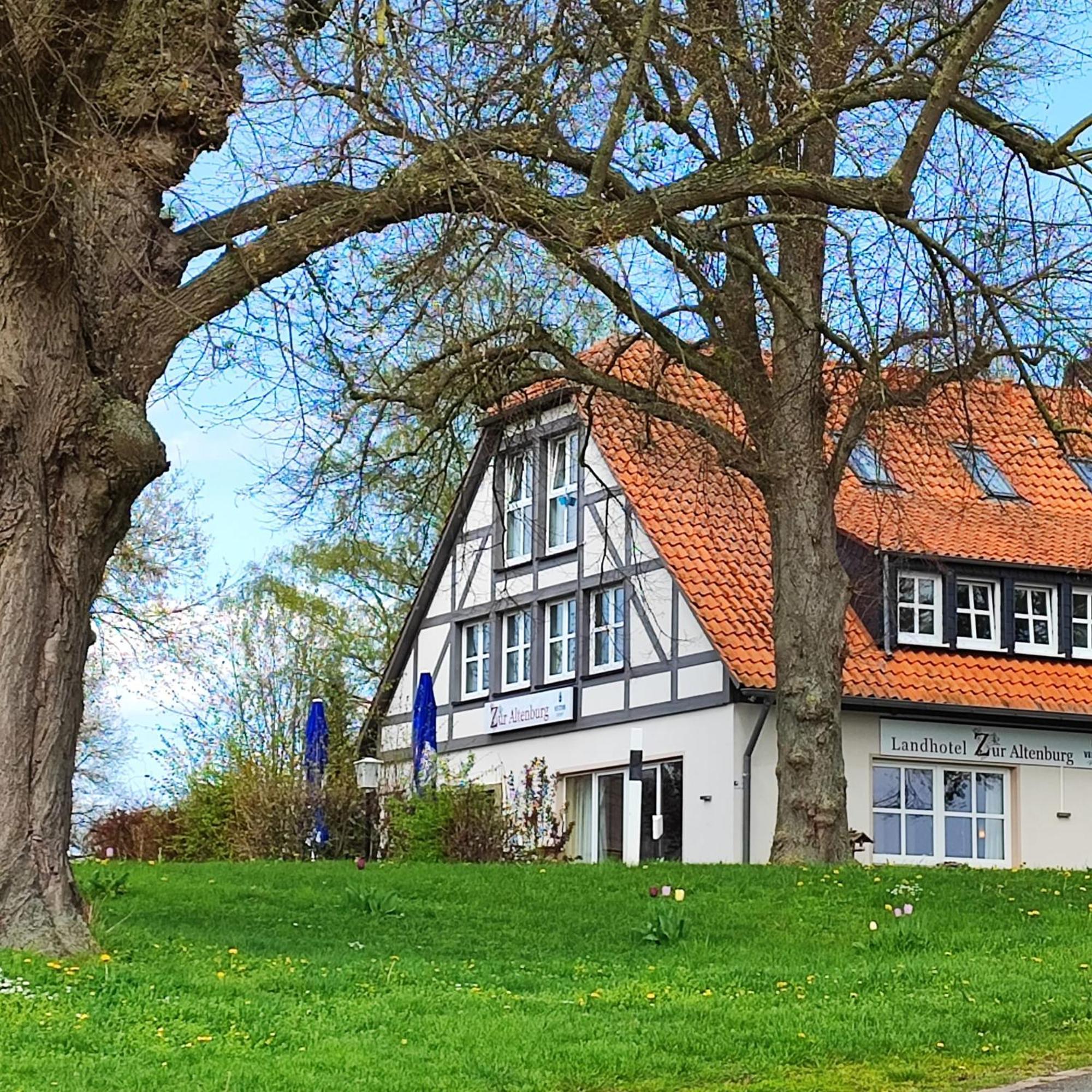 Landhotel Zur Altenburg Kalefeld Exteriör bild